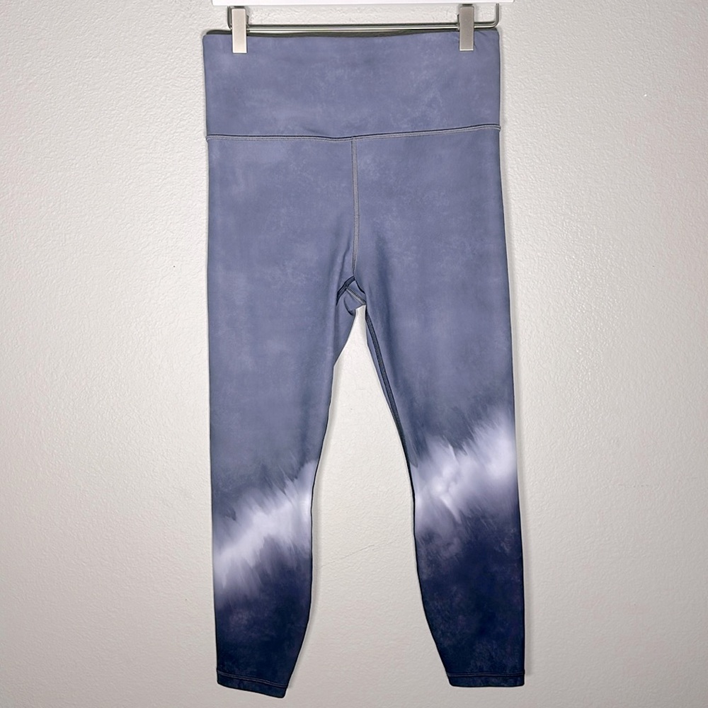 ATHLETA Large Women’s Elation 7/8 Leggings Watercolor Size Medium